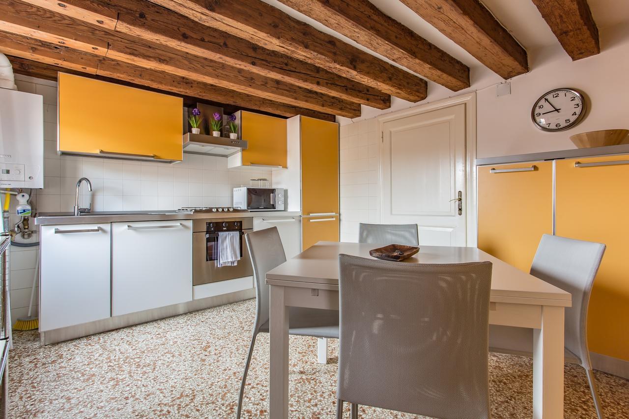 Ca' Roberta Appartement Venetië Buitenkant foto